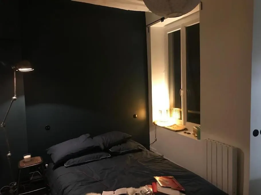 Typical Stylish Parisian Studio - Bastille Area Apartment