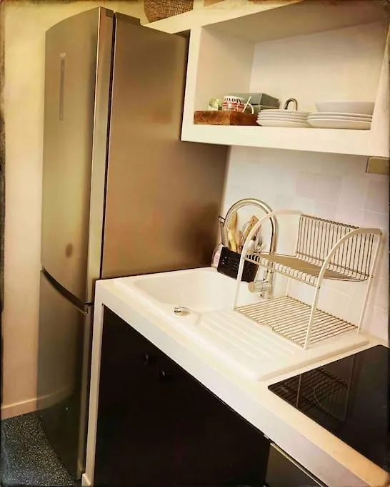 Typical Stylish Parisian Studio - Bastille Area Apartment