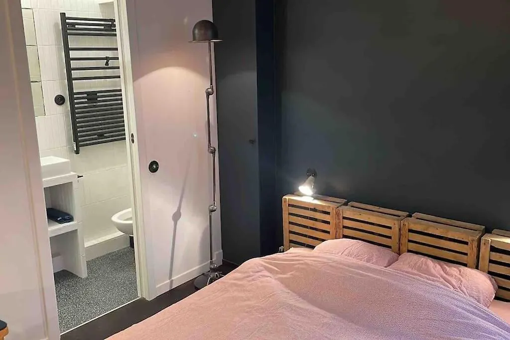 Typical Stylish Parisian Studio - Bastille Area Apartment